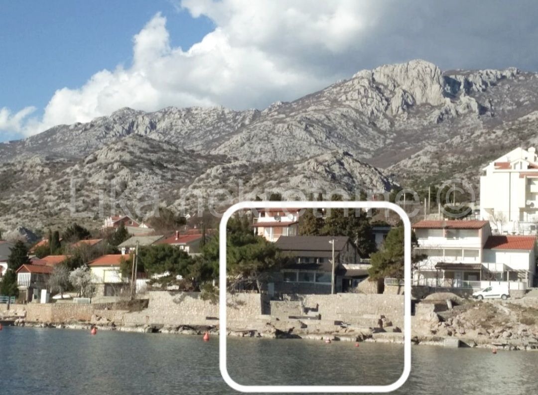 KARLOBAG - kuća s restoranom 1.red do mora (26)