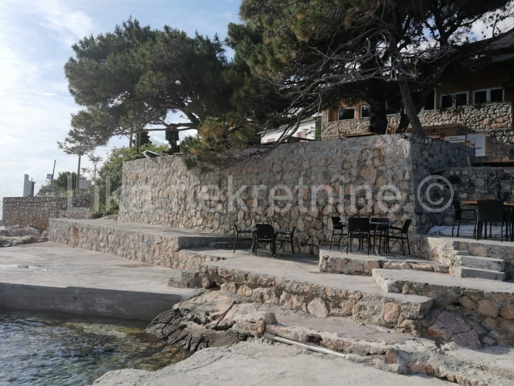 KARLOBAG - kuća s restoranom 1.red do mora (5)