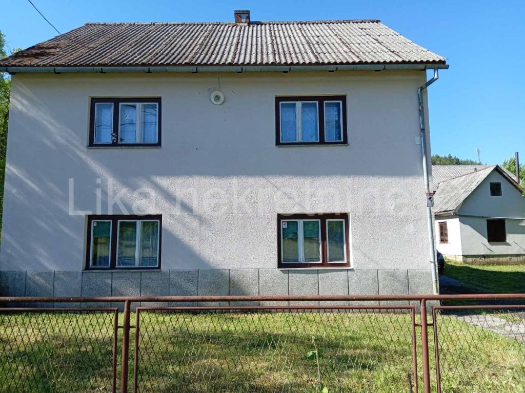 VRHOVINE - kuća s gospodarskim zgradama, voćnjak, oranica (11)