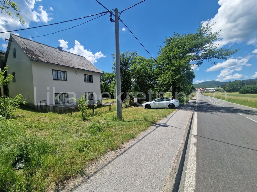 VRHOVINE - kuća s gospodarskim zgradama, voćnjak, oranica (9)