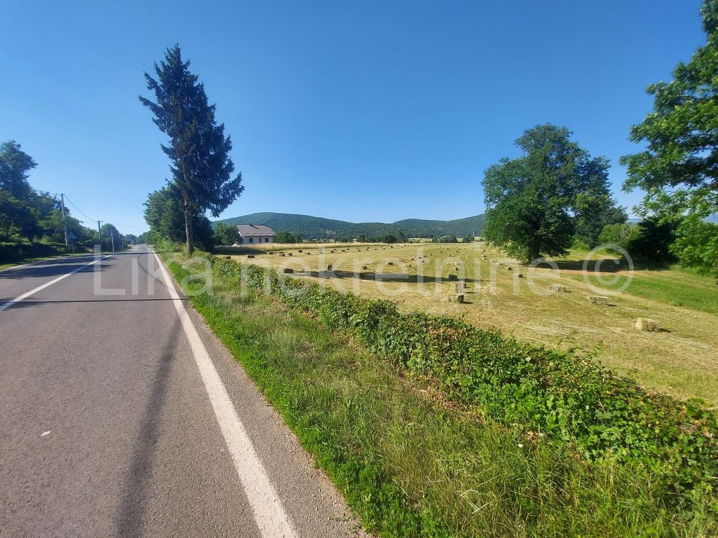LIČKI OSIK - Vukšić - građevinsko i poljoprivredno zemljište 10003m2 (3)
