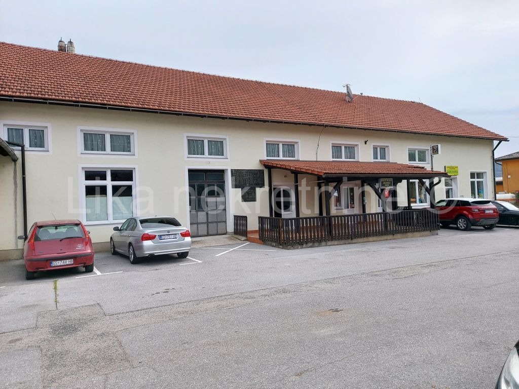 LIČKO LEŠĆE - Stambeno-poslovni objekat ( zadružni dom ) (29)