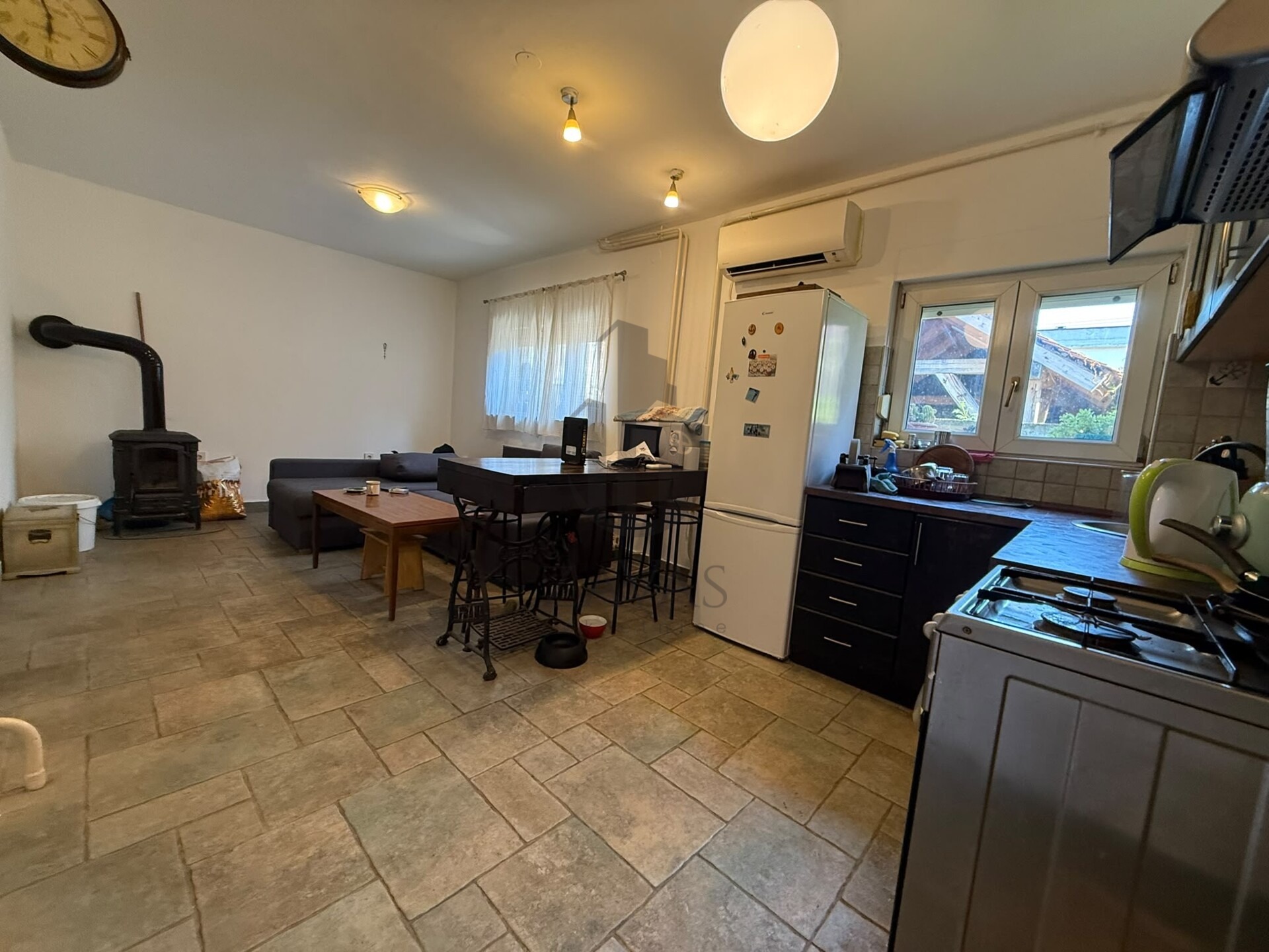 HAUSVERKAUF - MALEŠNICA | 210 m² | ZWEI ETAGEN | GARAGE UND GRUNDSTÜCK (5)