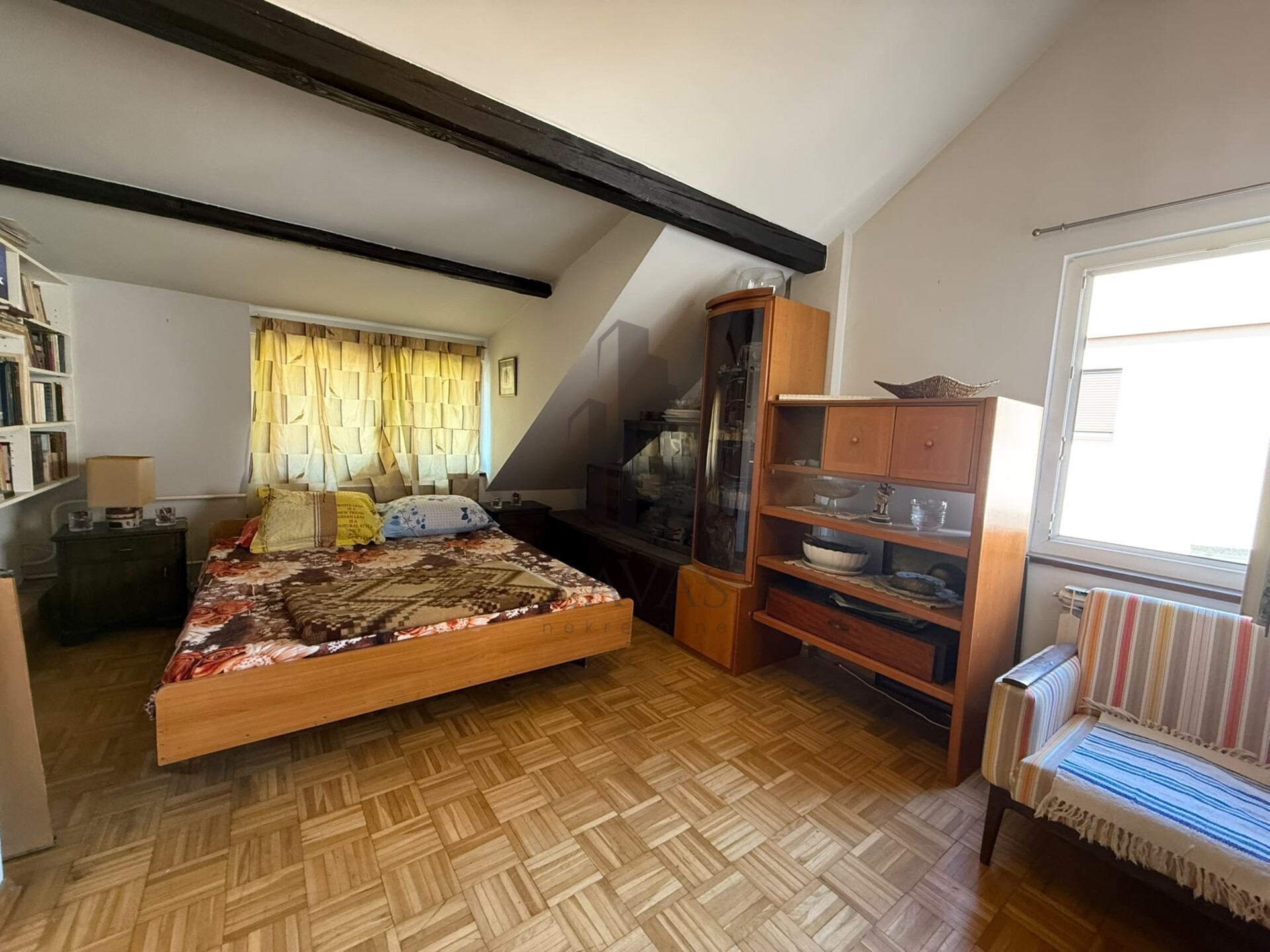 HAUSVERKAUF - MALEŠNICA | 210 m² | ZWEI ETAGEN | GARAGE UND GRUNDSTÜCK (4)