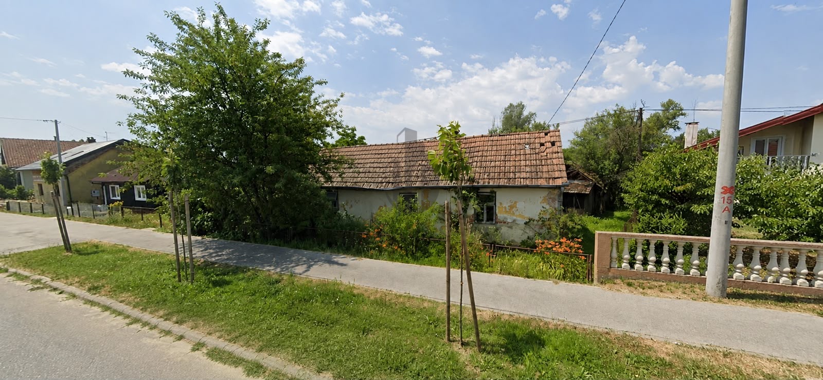 Kuća za rušenje, Ivanić Grad - Novoselec (1100 m2 parcela)
