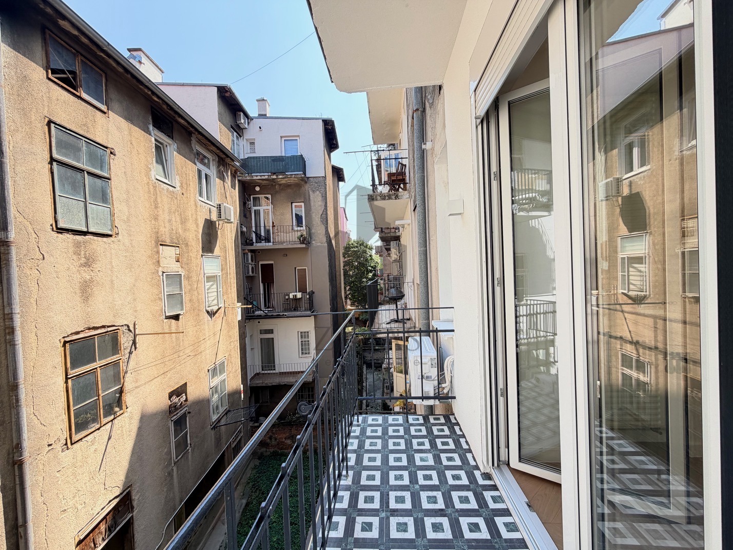 Stan, Zagreb strogi centar (Jagićeva): 48 m2 - balkon (10)