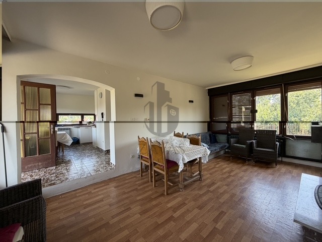 Haus 301 m² + Wirtschaftsgebäude 204 m² — 1 km von Stubičke Toplice und Terme Jezerčice (6)