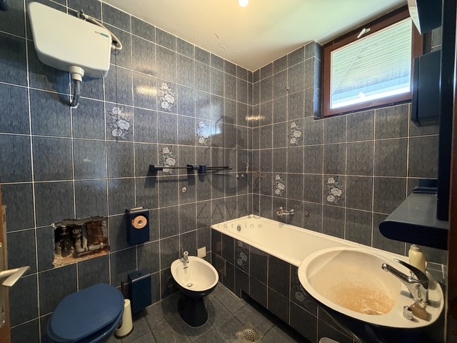 Haus 301 m² + Wirtschaftsgebäude 204 m² — 1 km von Stubičke Toplice und Terme Jezerčice (13)