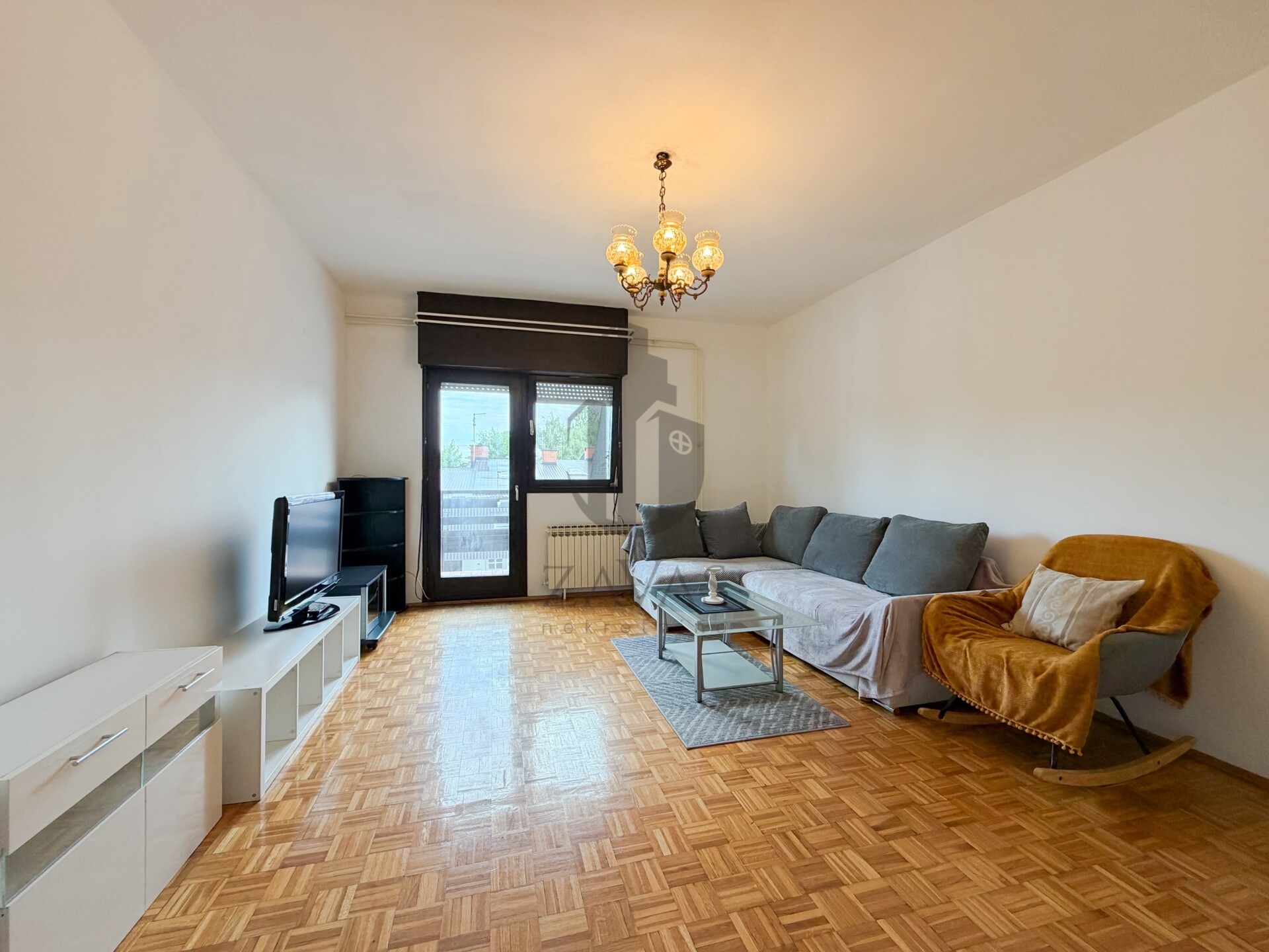 Dvosoban stan, Zagreb: Jarun - 66.42m2 + veliko spremište (2)