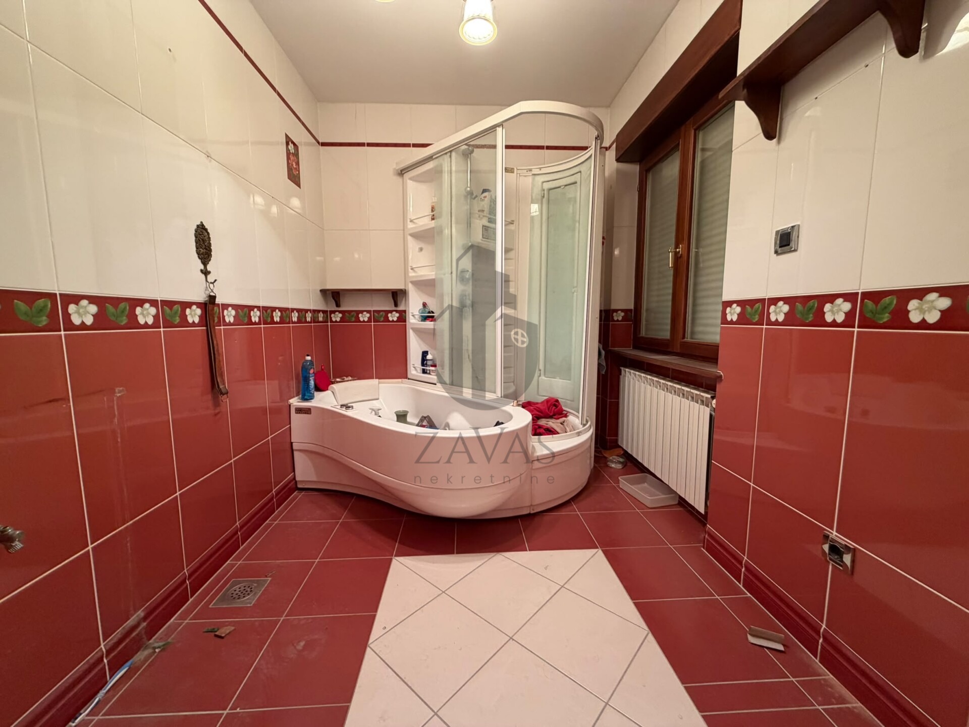 Odvjetnički/Javnobilježnički ured, stambeni prostor - 186 m2 (NA TRGU) (12)