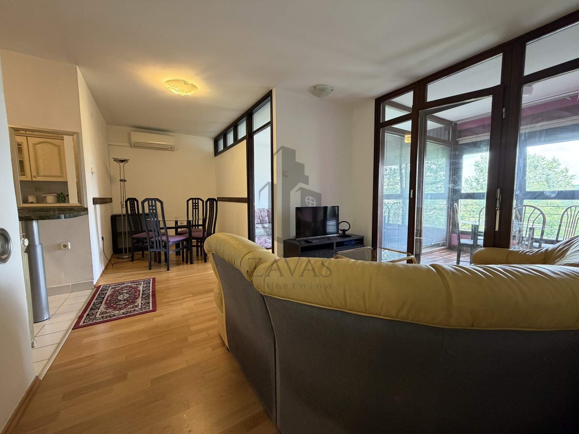 Trosoban stan, Zagreb - Trnje, Strojarska (73 m2) + spremište (4)