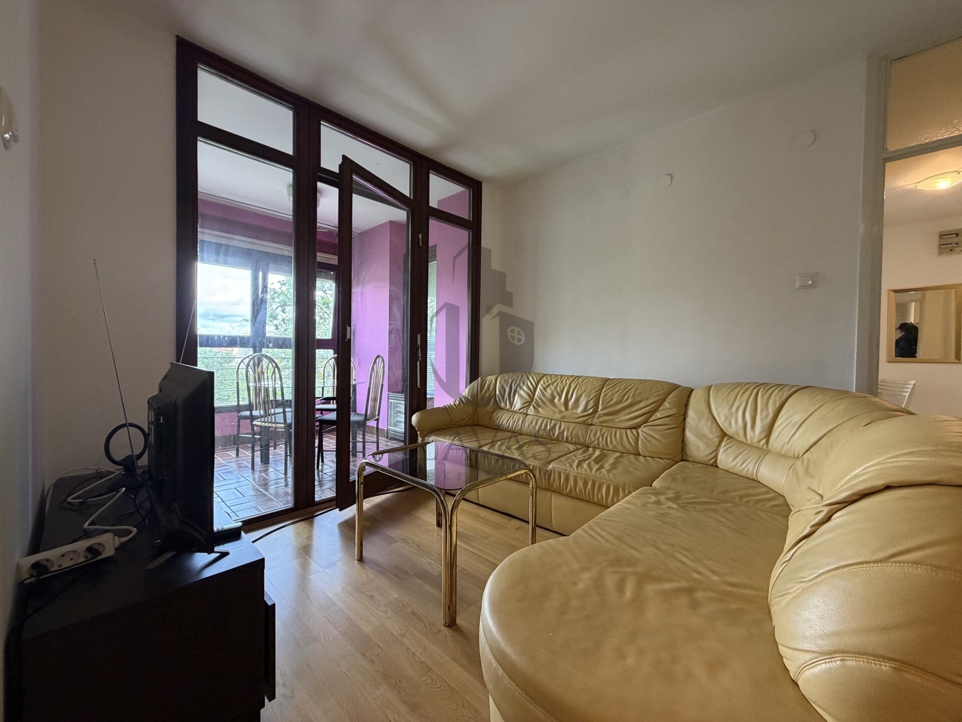 Trosoban stan, Zagreb - Trnje, Strojarska (73 m2) + spremište (5)