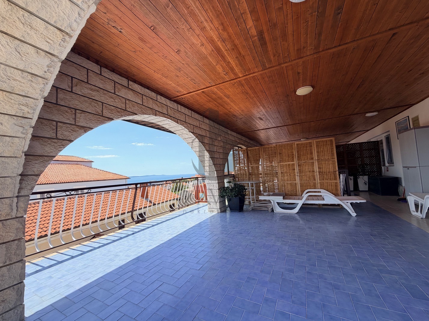 Kuća, Zadar (Diklo)– 423 m², 200 m od mora, uhodan turistički posao (13)