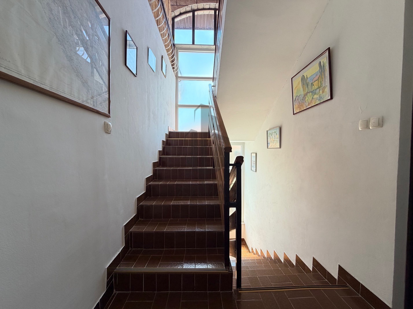 Kuća, Zadar (Diklo)– 423 m², 200 m od mora, uhodan turistički posao (15)