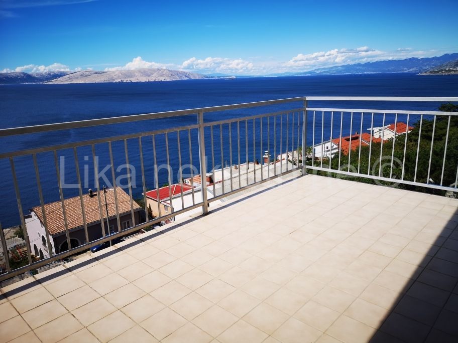 SVETI JURAJ - obiteljska kuća, 5 apartmana (20)