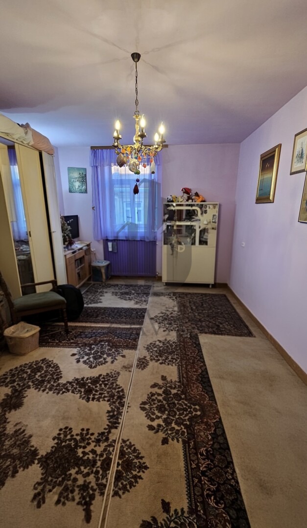Stan, Kačićeva – uži centar Zagreba, 62 m² + garaža, spremište