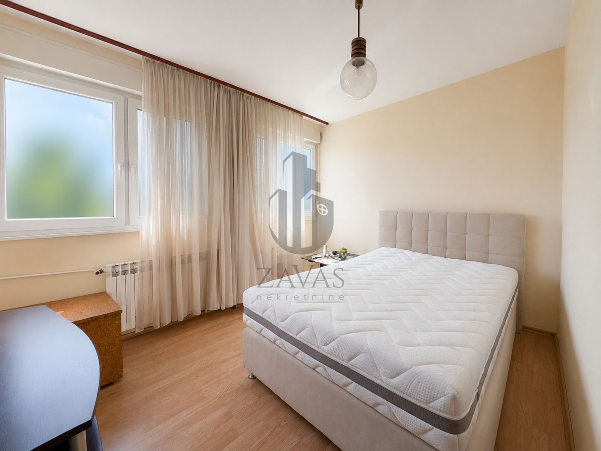Zagreb, Kruge: Dvosobni stan 45m² s balkonom! (3)