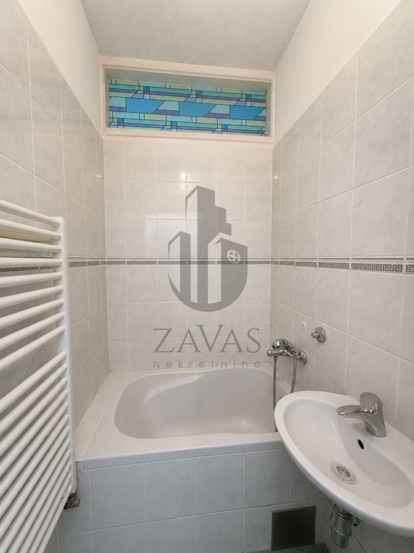 Zagreb, Kruge: Dvosobni stan 45m² s balkonom! (6)