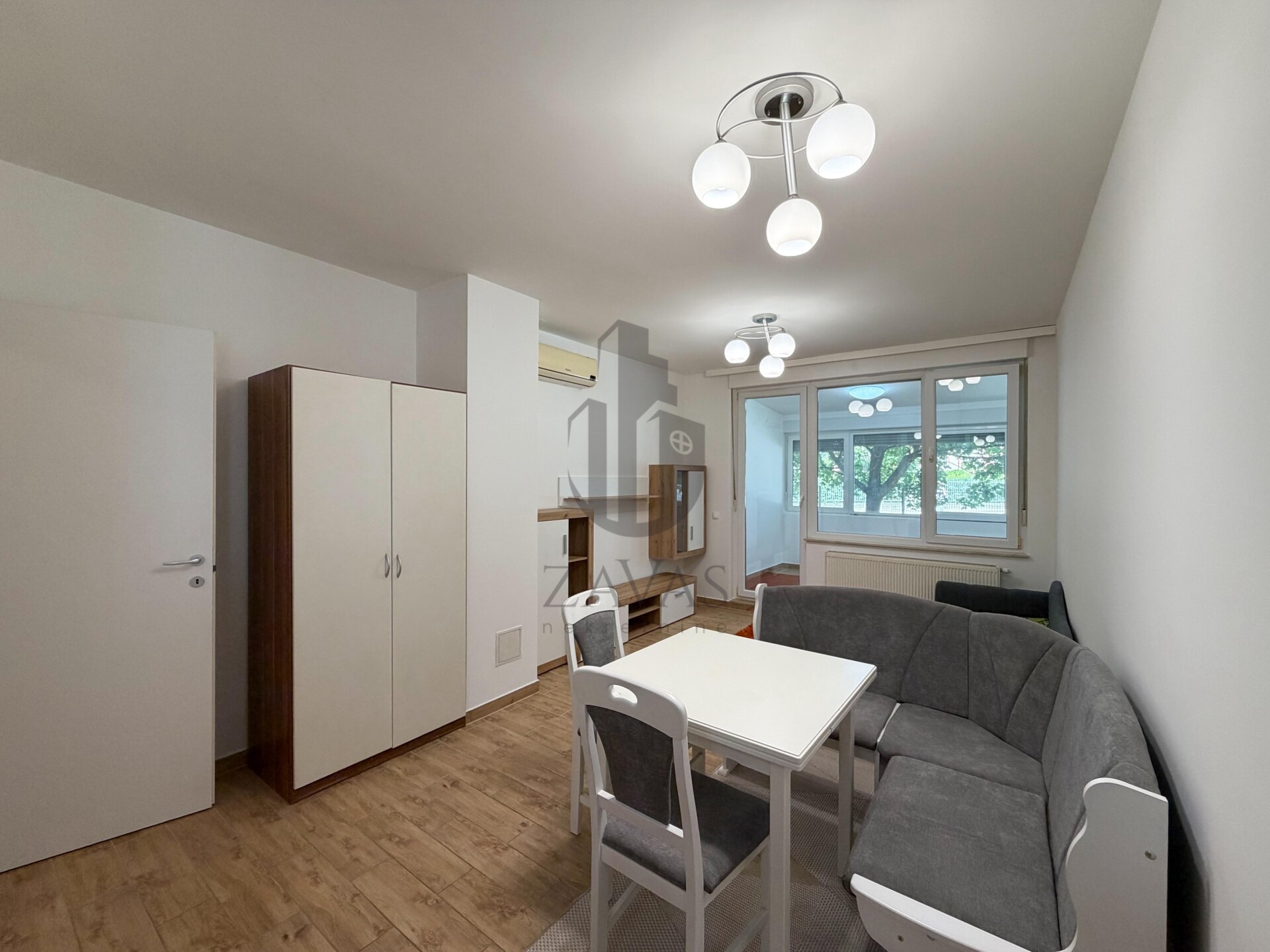 Zagreb, Siget! Dvosobni stan (57m²) + VPM, odmah useljiv!