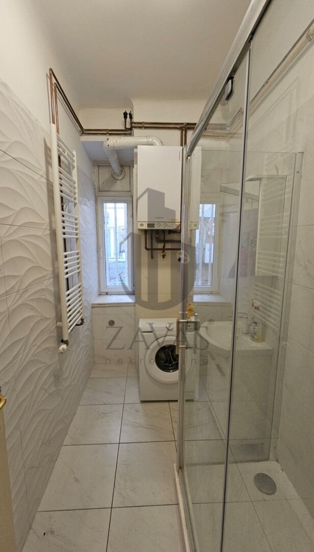 Najam stan/poslovni prostor blizu Trga Francuske - 101 m2 + parking (9)