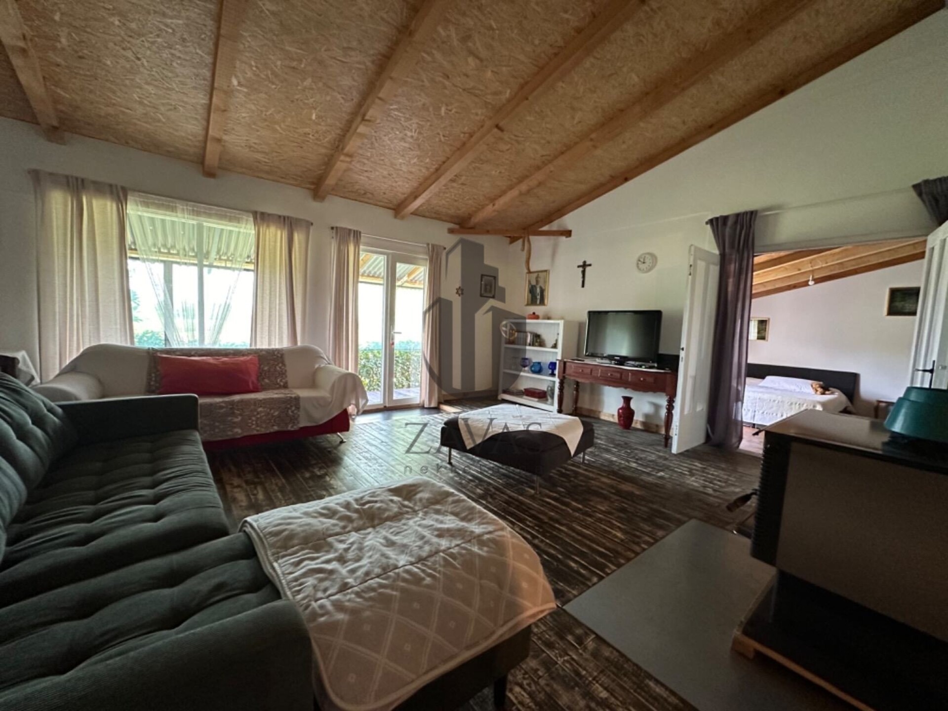 Kuća: Zagreb, Kupinečki Kraljevec, 150m2+ 11.104m2 zemljište