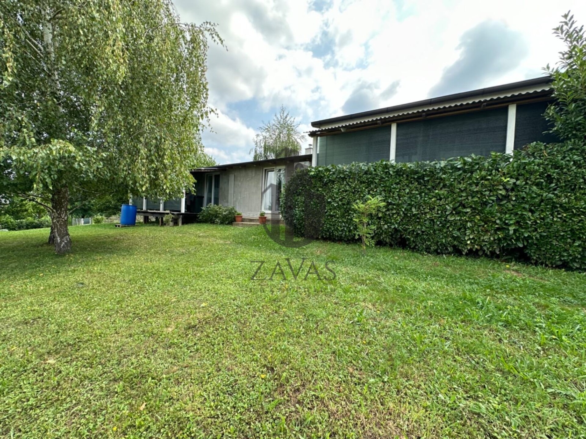 Kuća: Zagreb, Kupinečki Kraljevec, 150m2+ 11.104m2 zemljište (10)