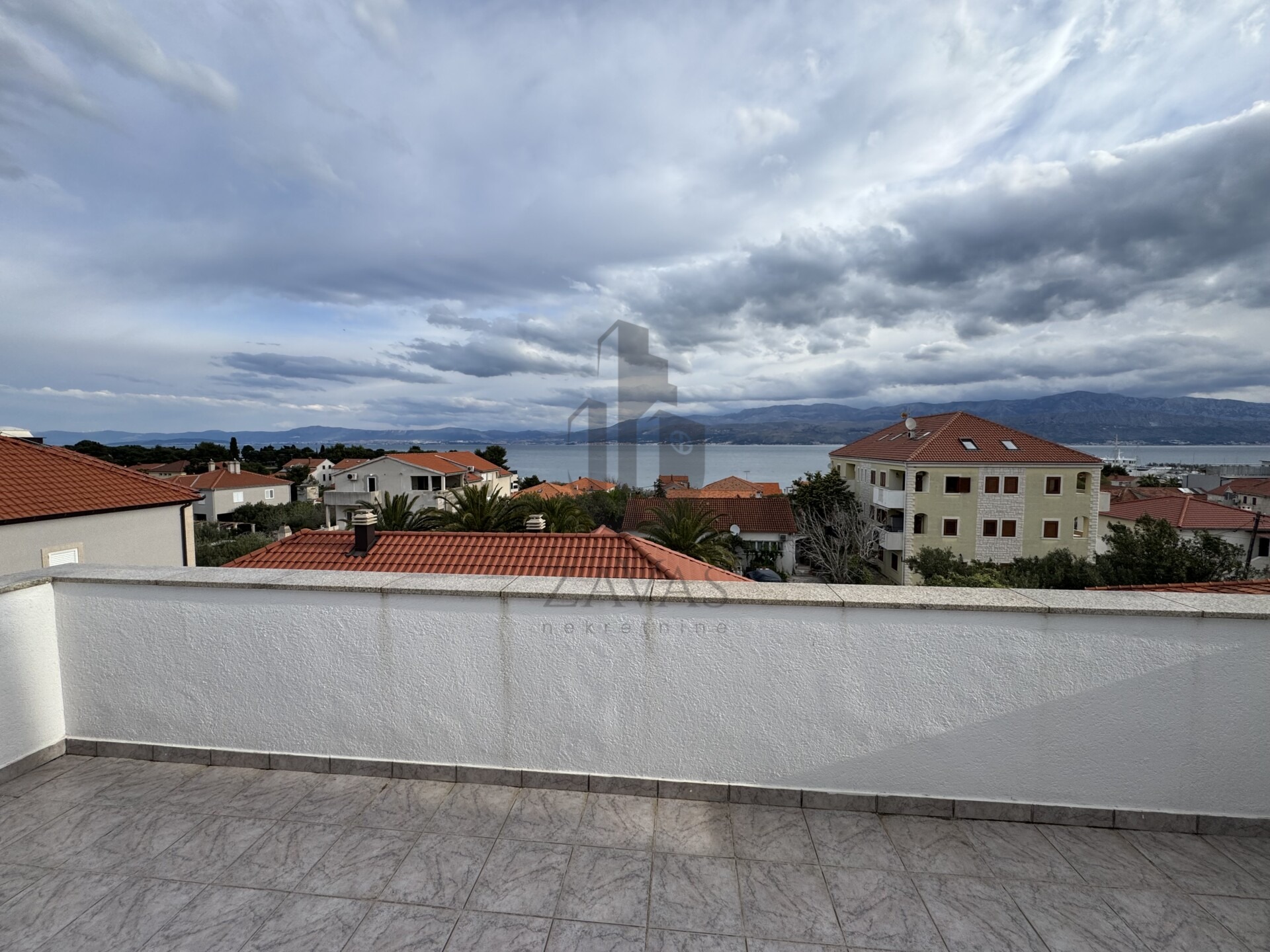 Hotel/vila, Brač: Supetar - 741 m2 (15)