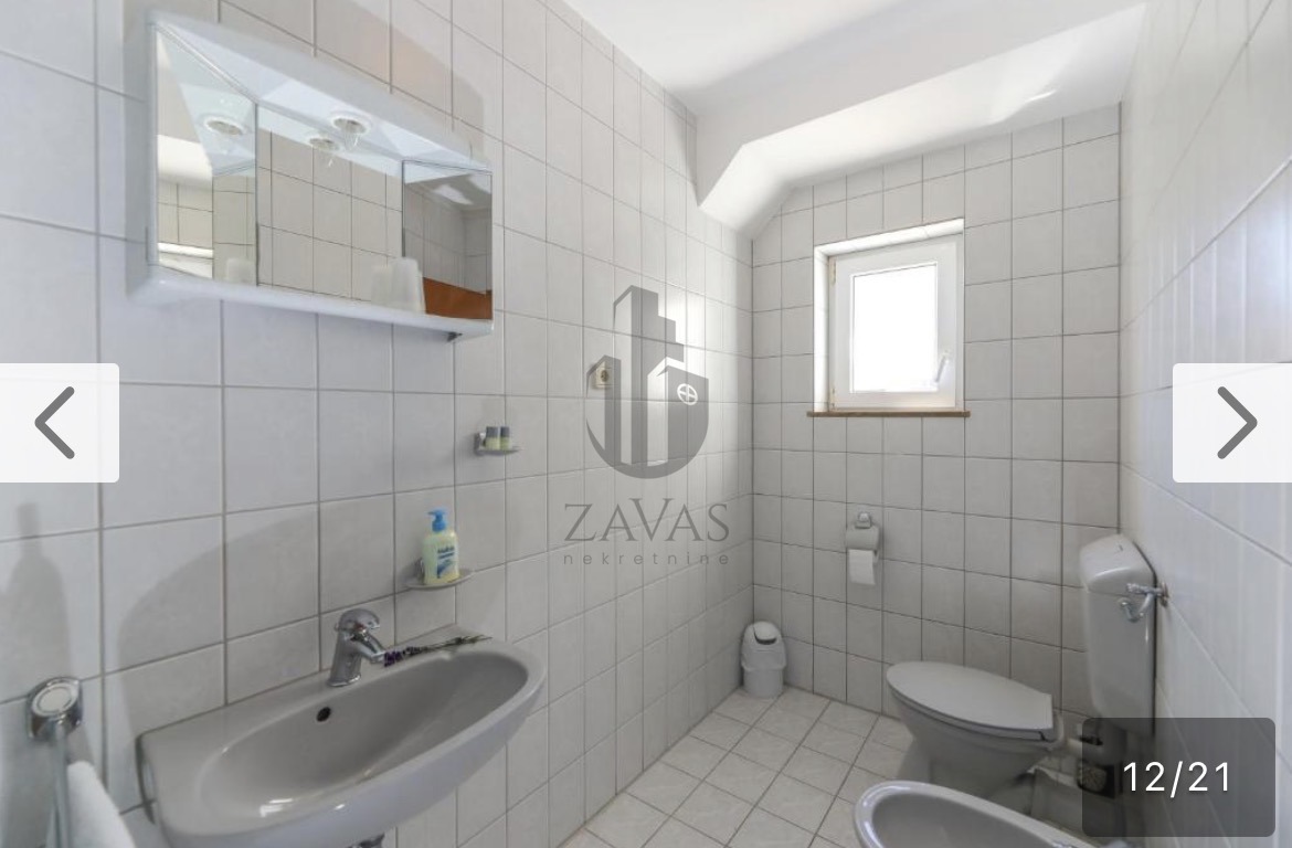 Hotel/vila, Brač: Supetar - 741 m2 (14)