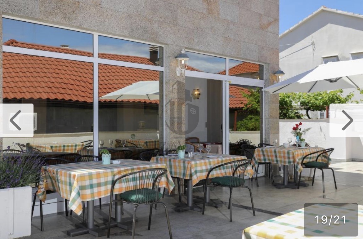 Hotel/vila, Brač: Supetar - 741 m2 (17)