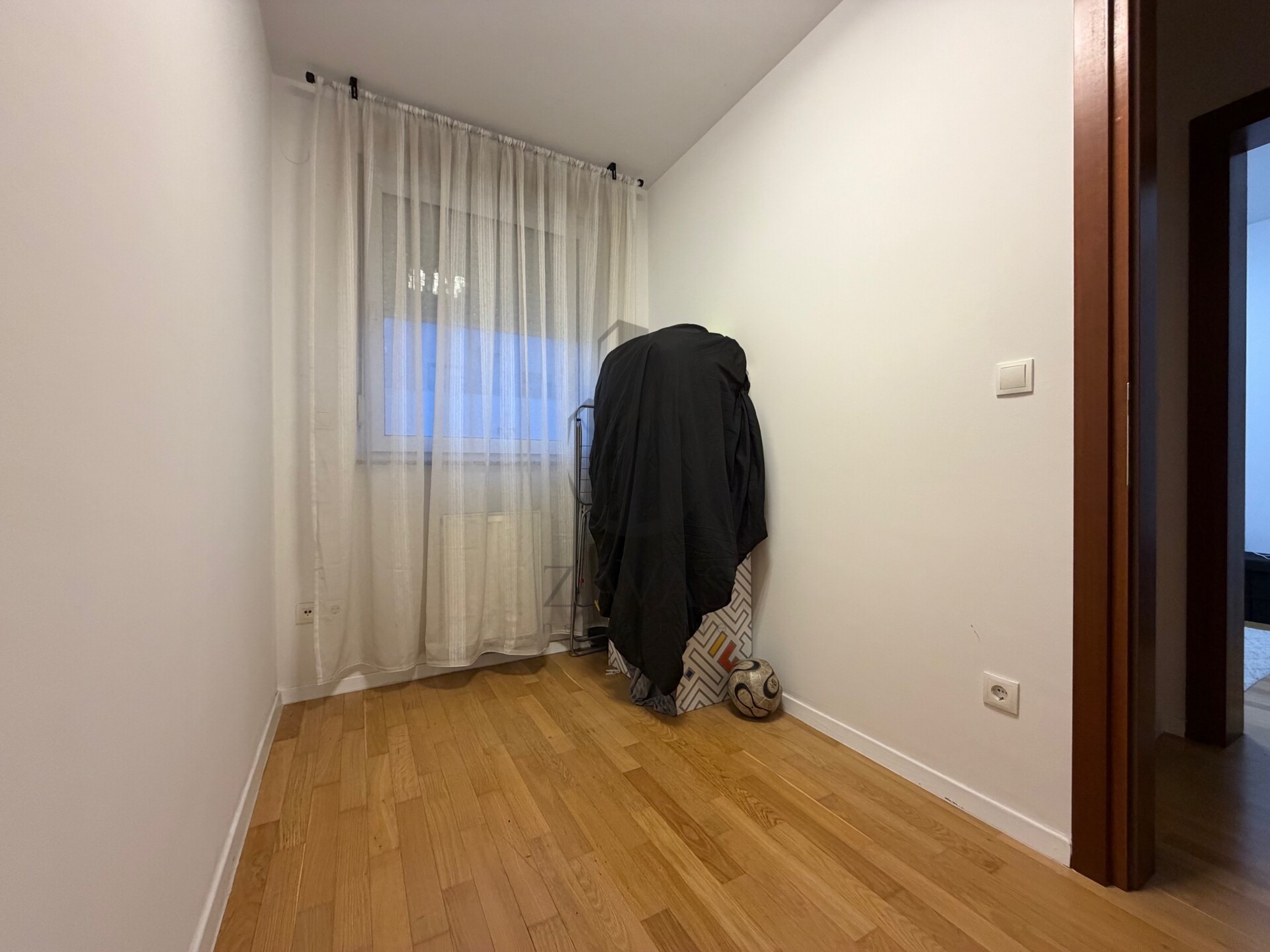 Trosoban stan, Zagreb - Veliko Polje (75 m2) + VPM + spremište (5)