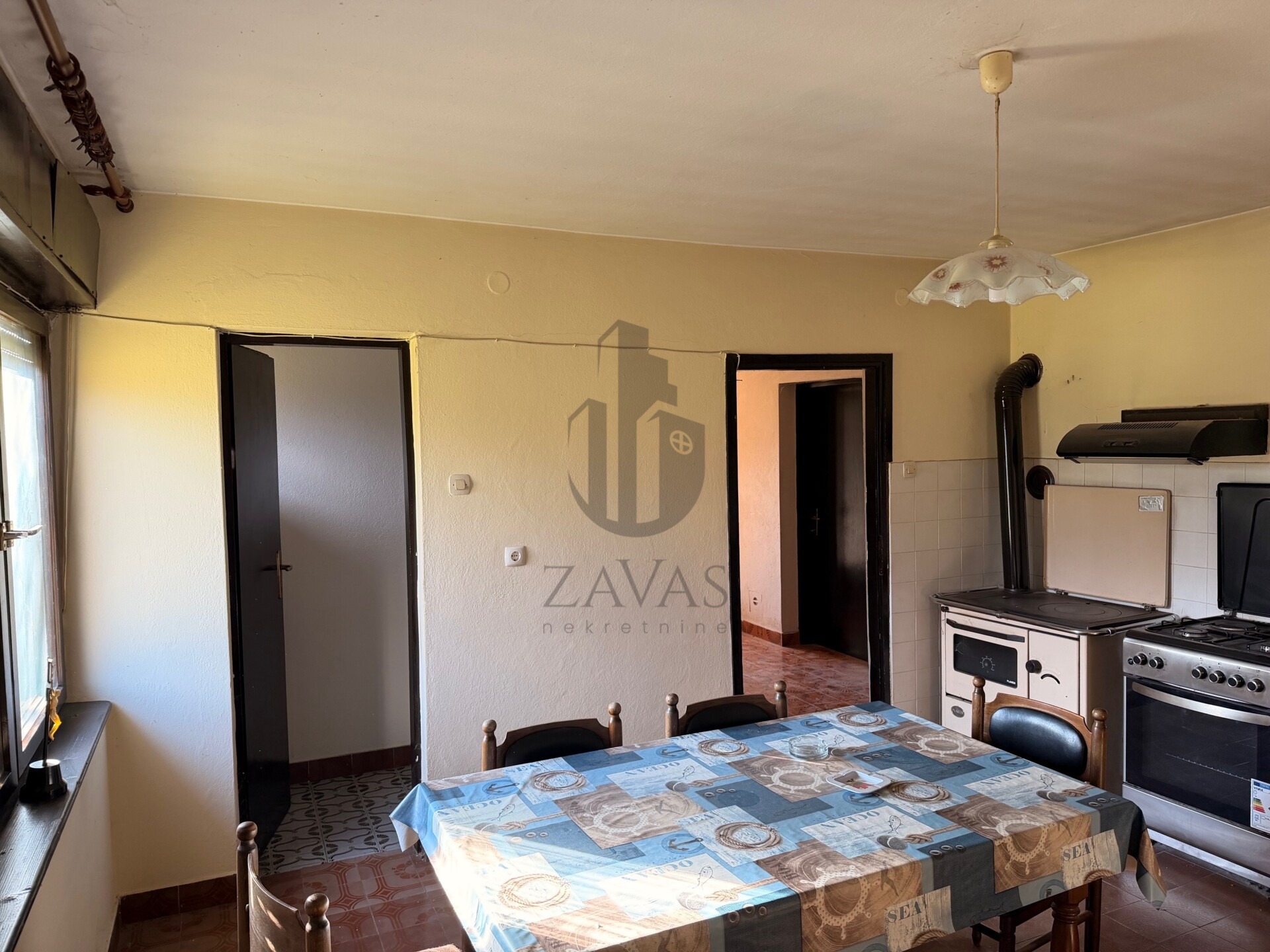 Kuća, Duga Resa, kraj Otoka Ljubavi 270 m2 + veliko zemljište (5)