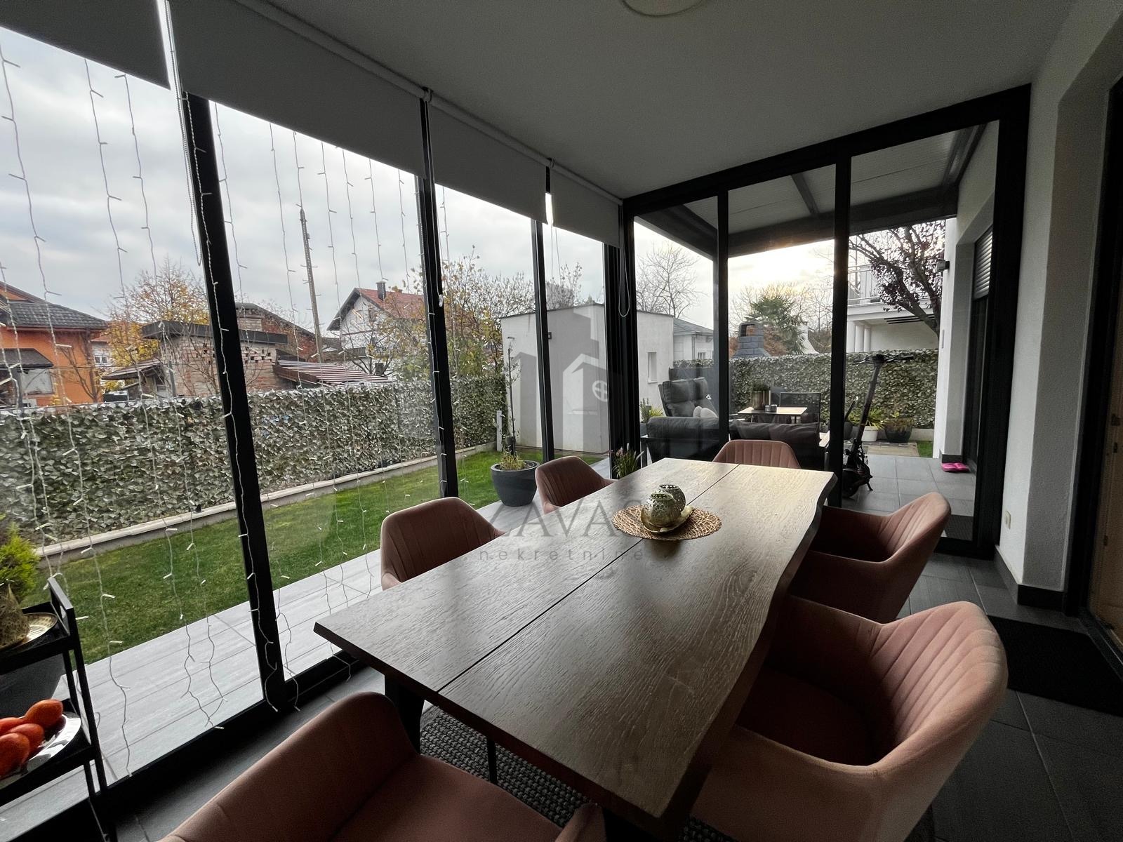 Luksuzna kuća (novogradnja), Sv. Nedelja - 210 m2 (18)