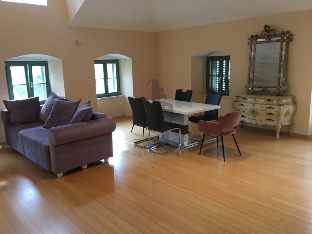 Stan: Opatija - 180 m2 + dio vrta (2)