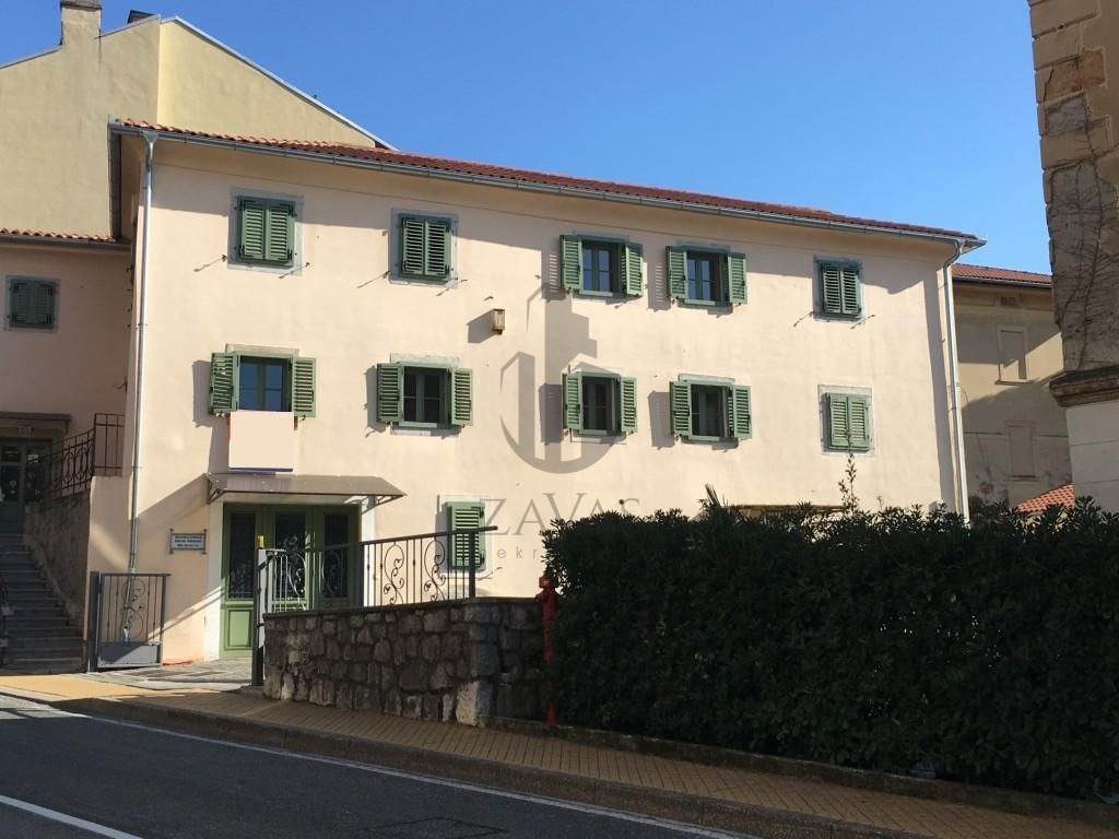 Stan: Opatija - 180 m2 + dio vrta