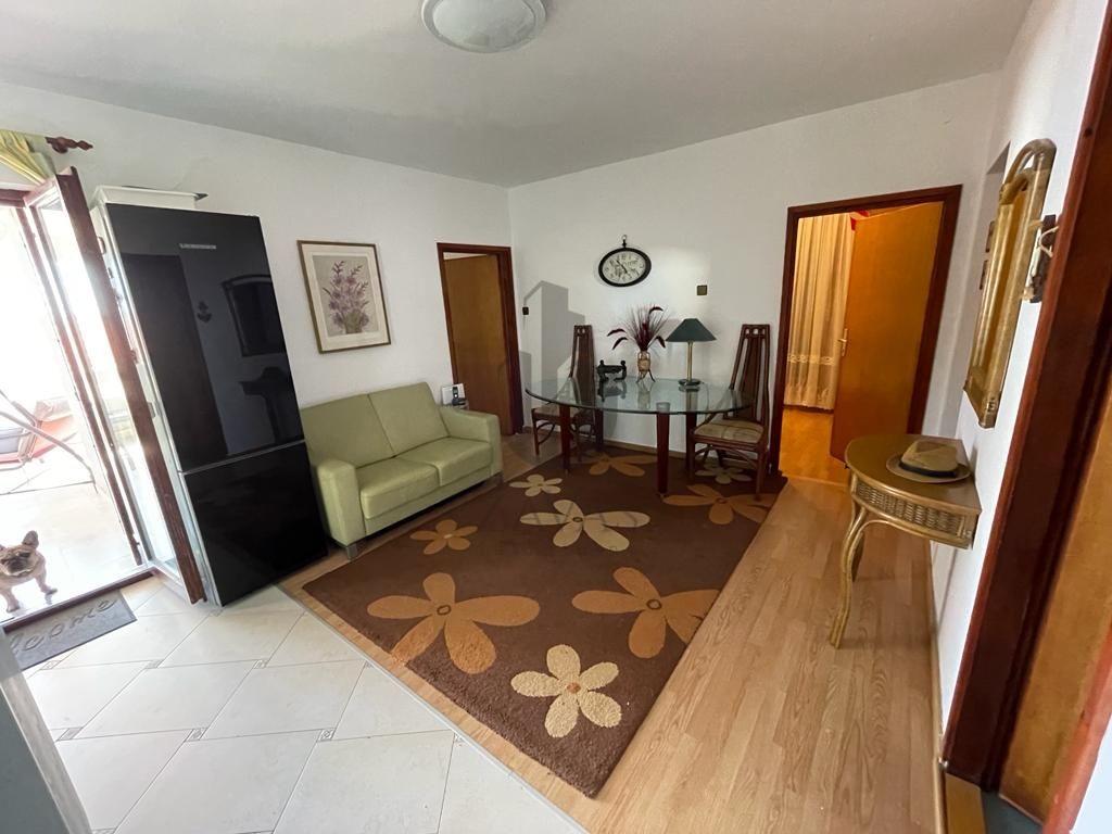 Kuća s tri stana: Pakoštan, Drage - 400 m2 (6)