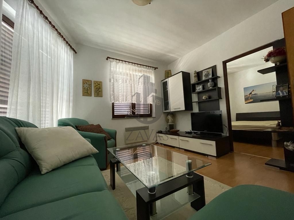 Kuća s tri stana: Pakoštan, Drage - 400 m2 (4)