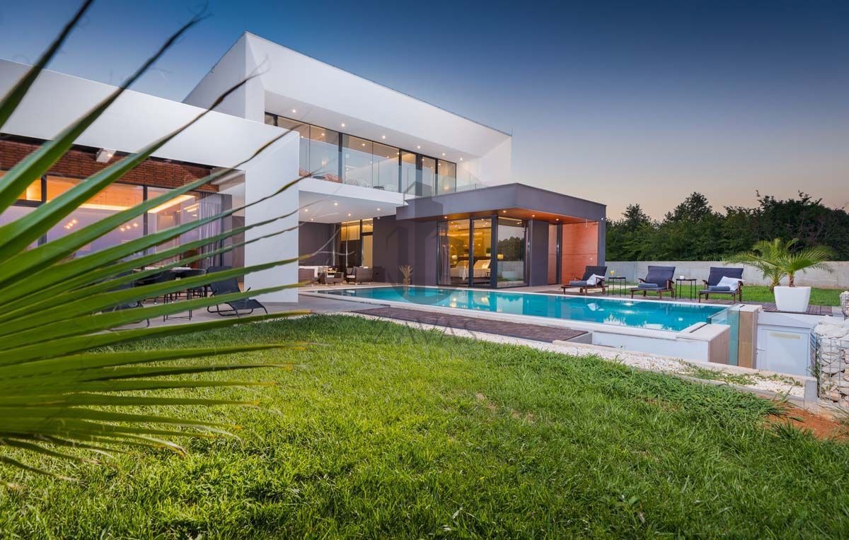 LUKSUZNA VILLA ISTRIA: LIŽNJAN - 498 m2 (2)
