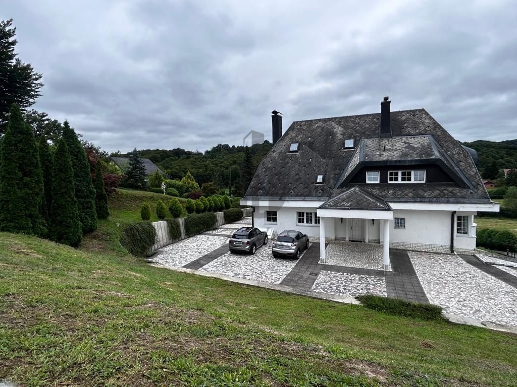 Luksuzna vila: Donja Pušča - 484 m2 + okućnica 5000 m2 (2)