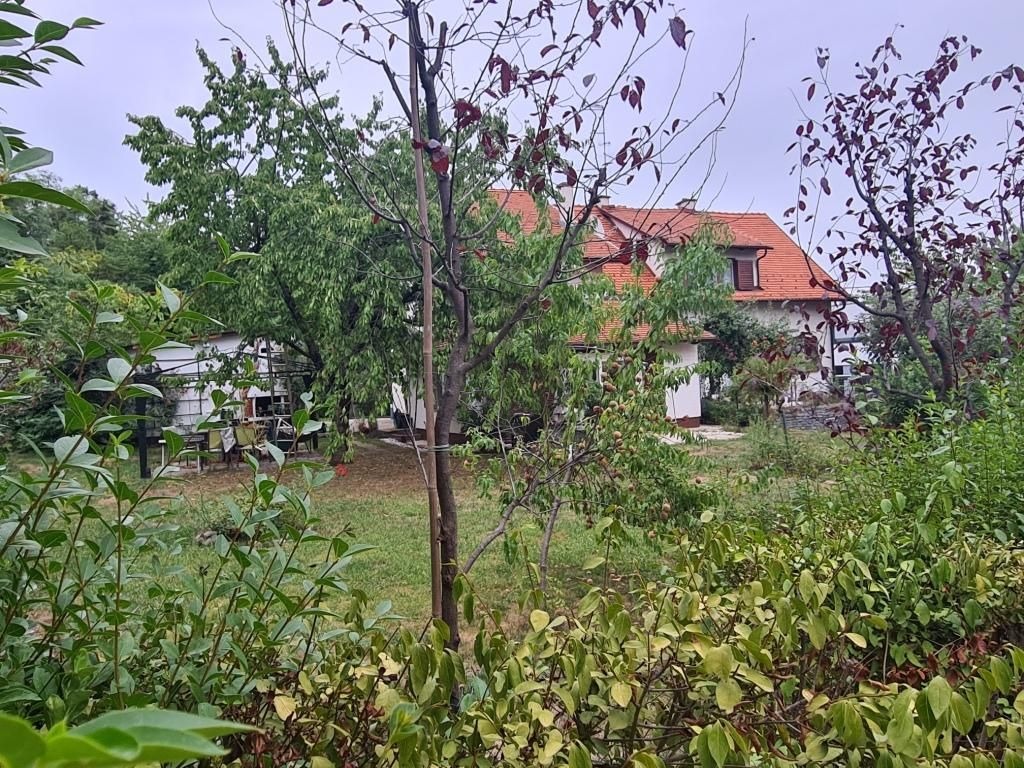 ZAGREB: ELITNA ZONA TOŠEVAC - POLA KUĆE NA PRODAJU (5)
