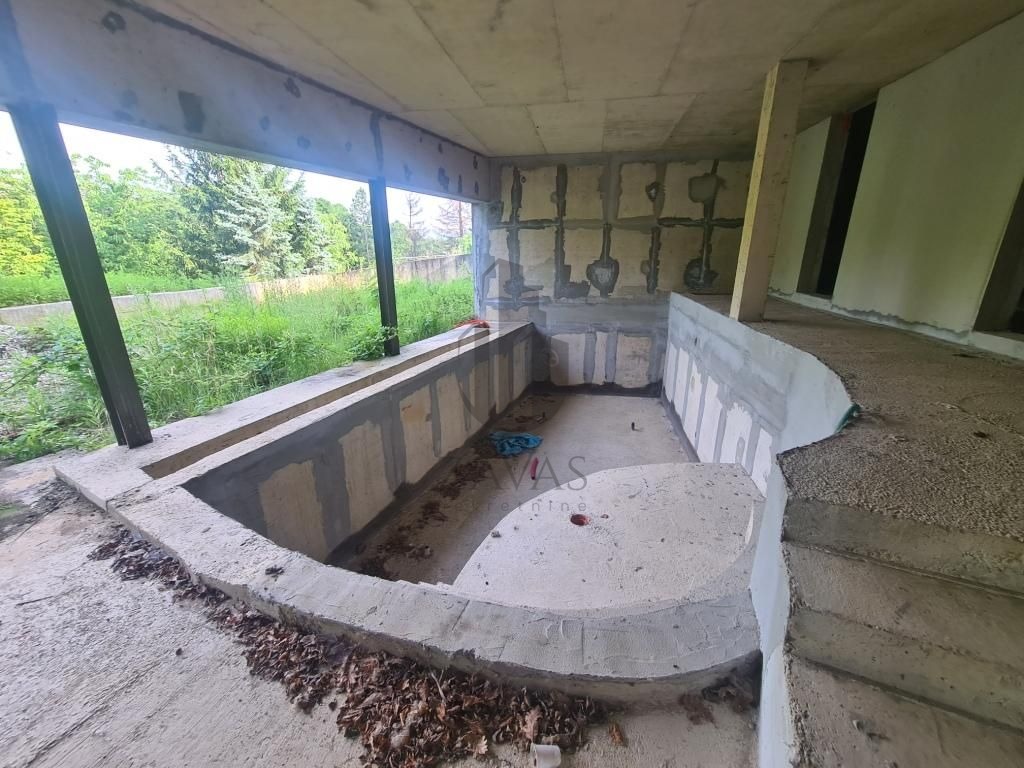 ZAGREB, REMETE ROH - BAU KUĆA - 1000 M2 (6)
