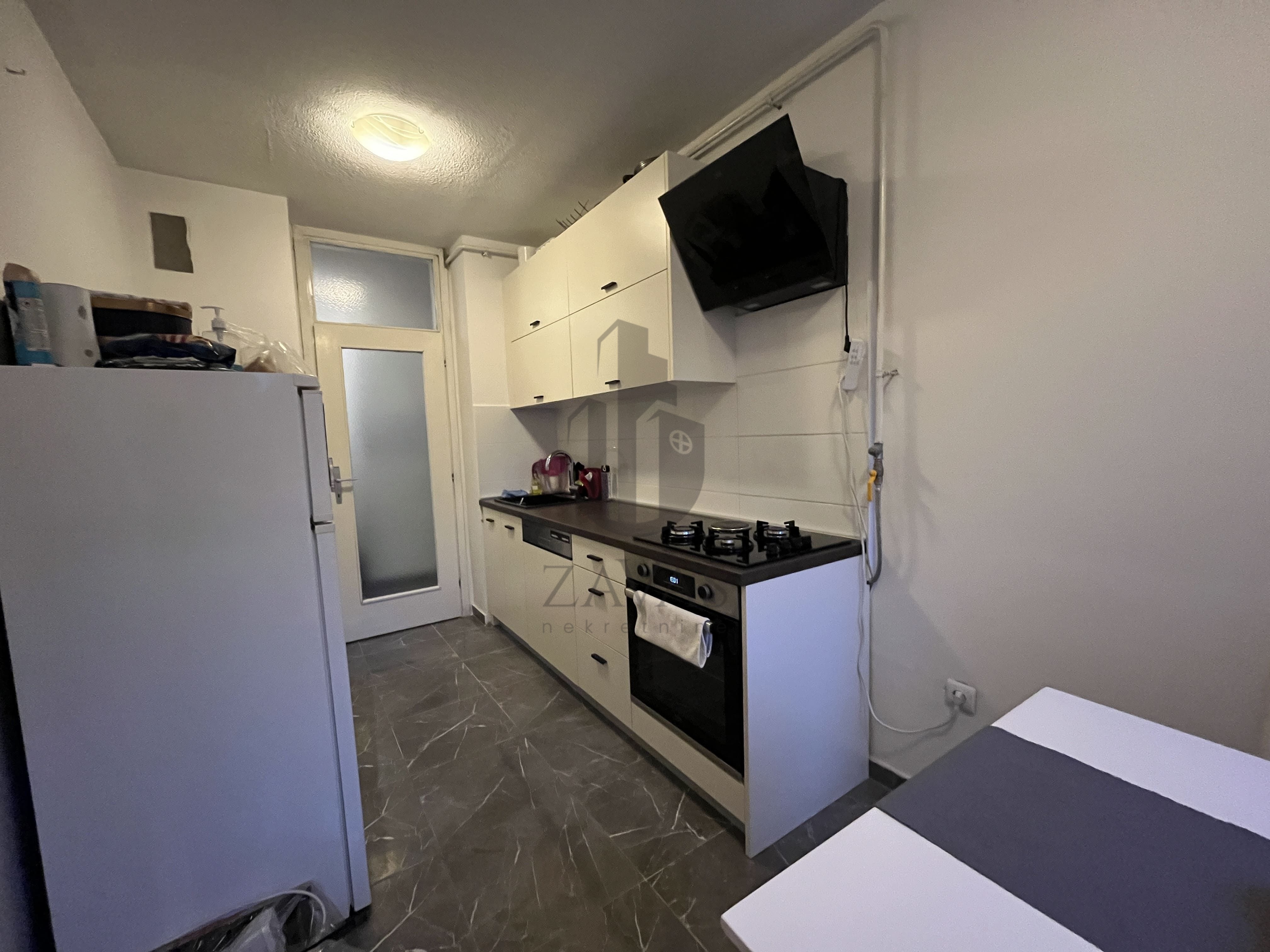 Stan Zagreb; Dubrava 57m2 + spremište (UREĐENO) (6)
