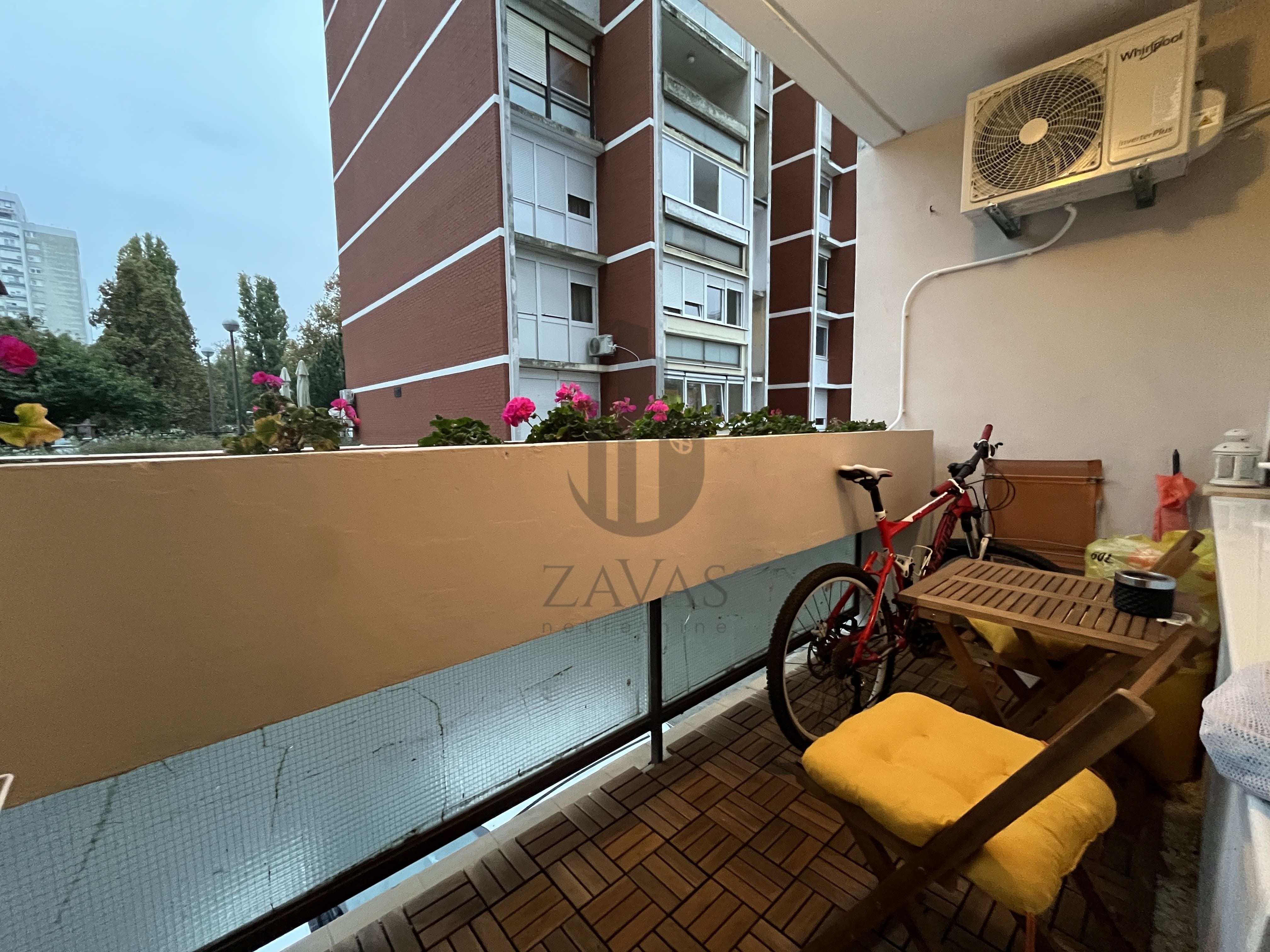 Stan Zagreb; Dubrava 57m2 + spremište (UREĐENO) (14)