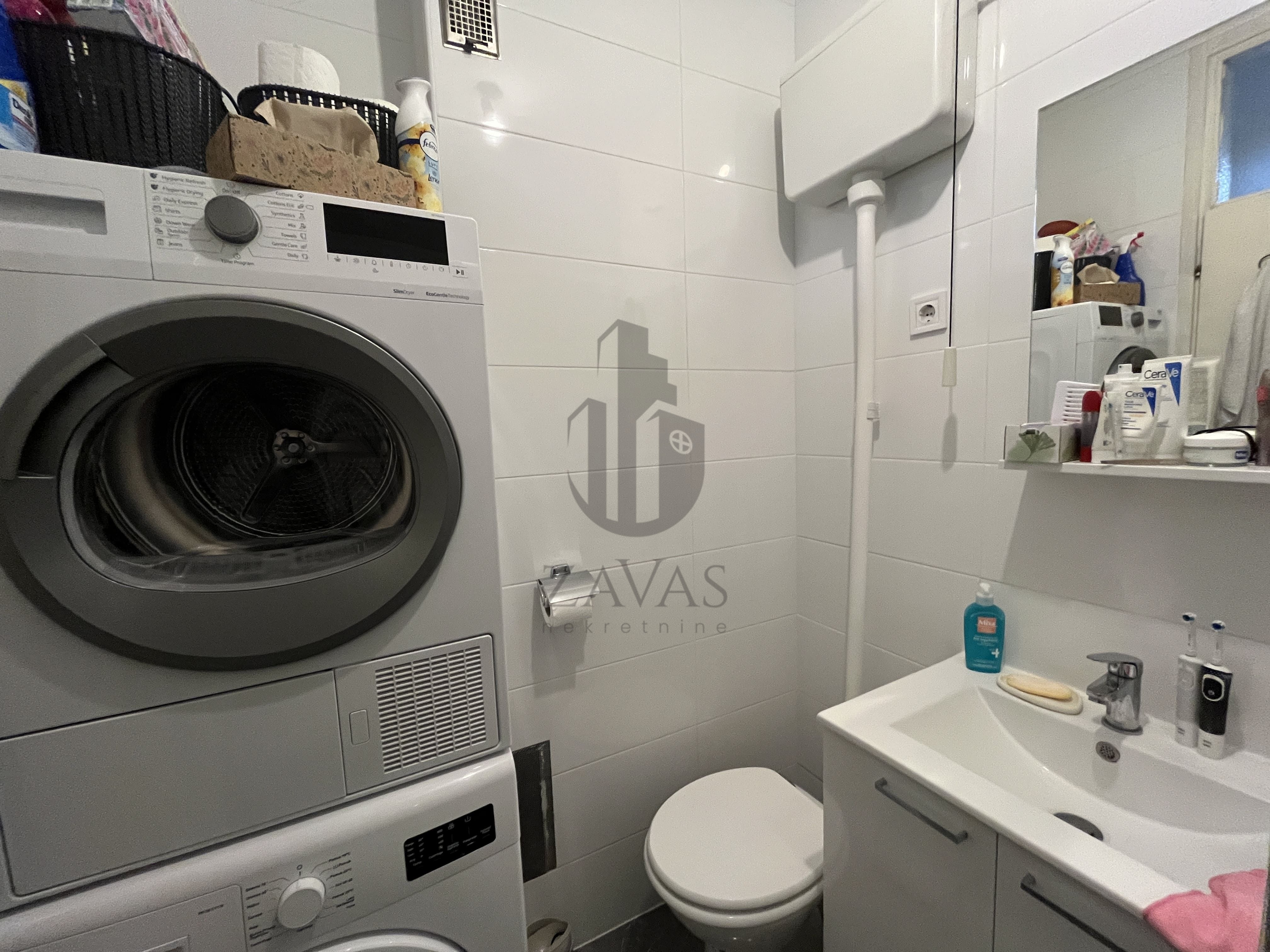 Stan Zagreb; Dubrava 57m2 + spremište (UREĐENO) (12)