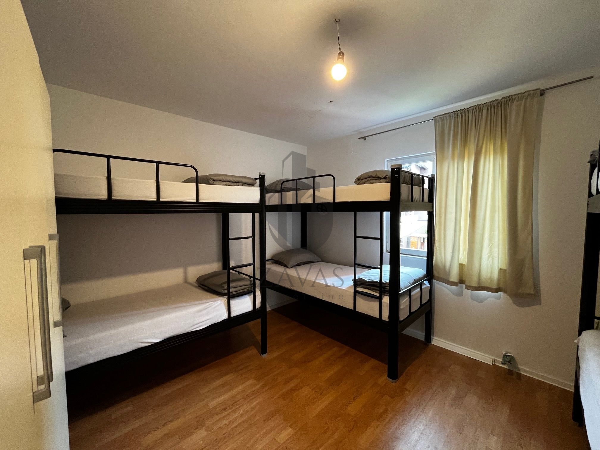 Kuća za najam ( Idealno za 10 radnika ) (2)
