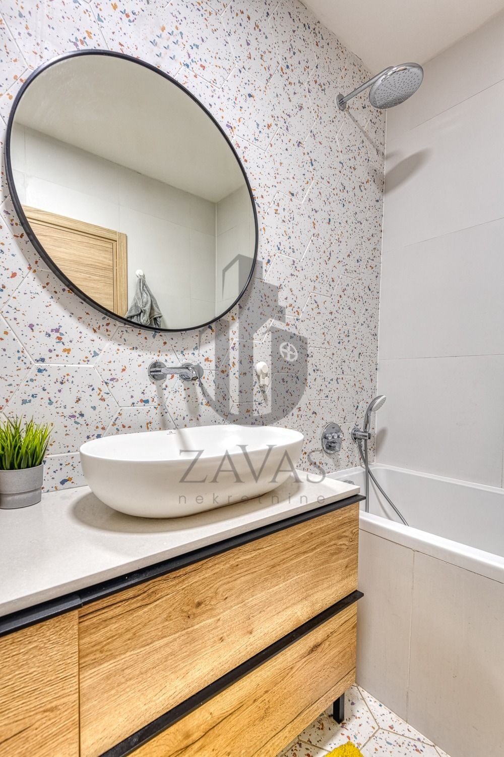 Eskluzivan stan, Zagreb Medveščak: 205m2, *vrt, *kamin ,*jacuzzi (12)