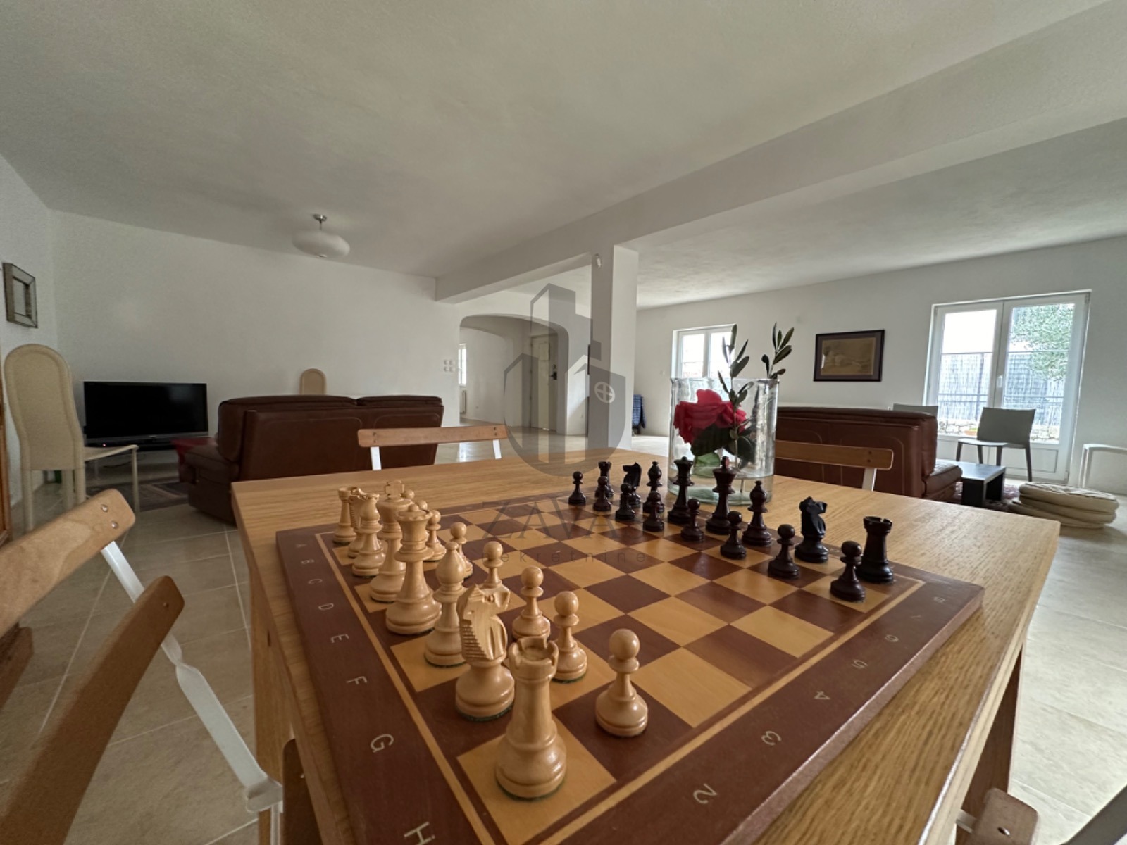 Kuća: Otok Čiovo, 240m2+ 608m2 okućnice