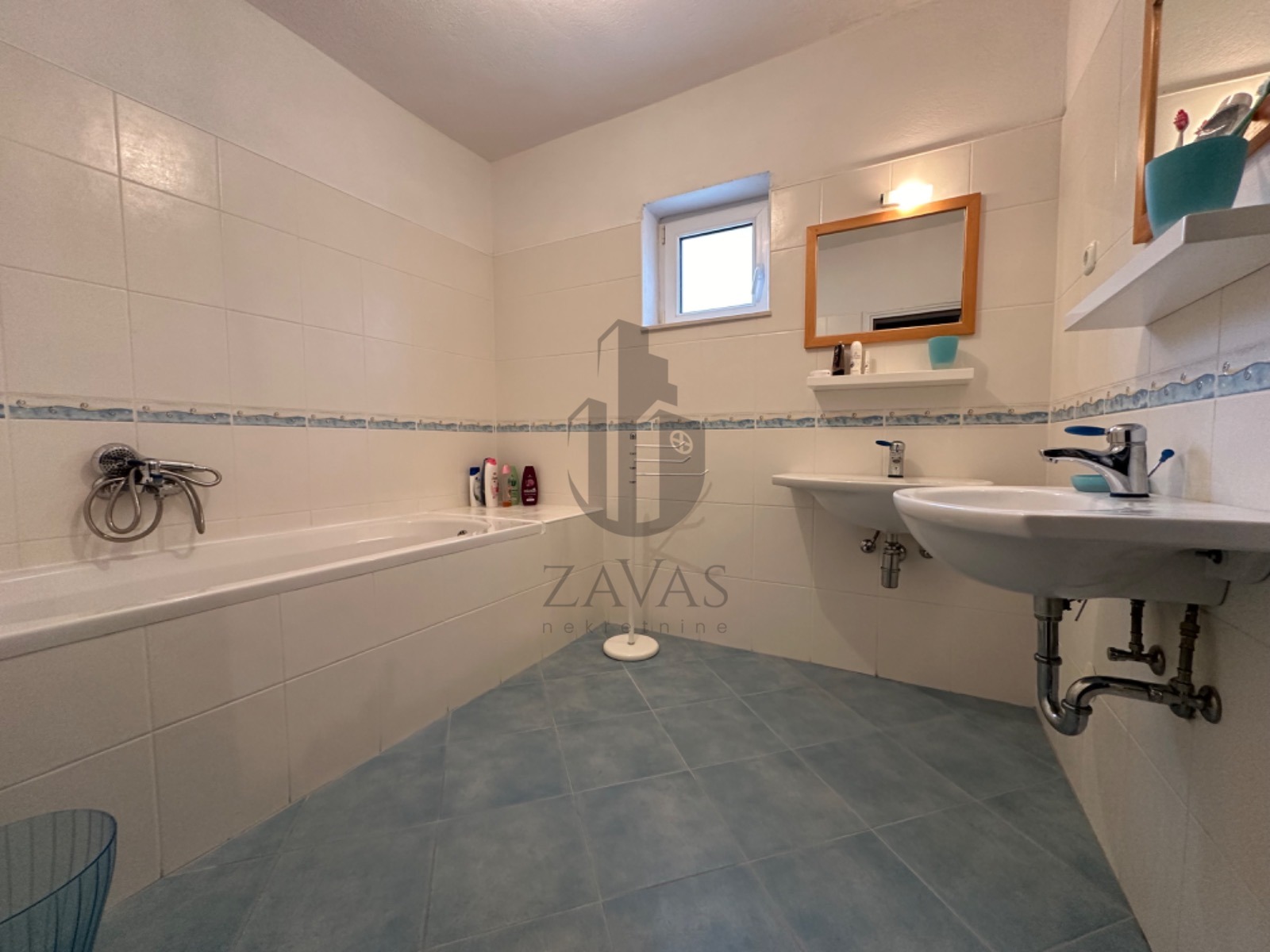 Kuća: Otok Čiovo, 240m2+ 608m2 okućnice (9)