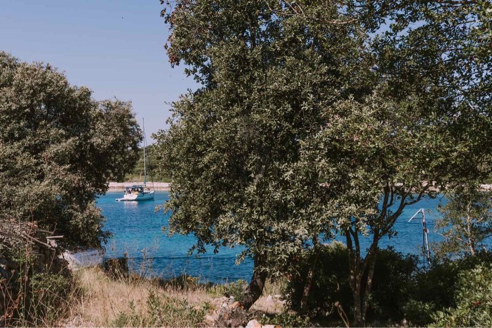 Prilika za Investitore! Otok Silba ( Građevinsko Zemljište ) Odmah do Mora ! (3)