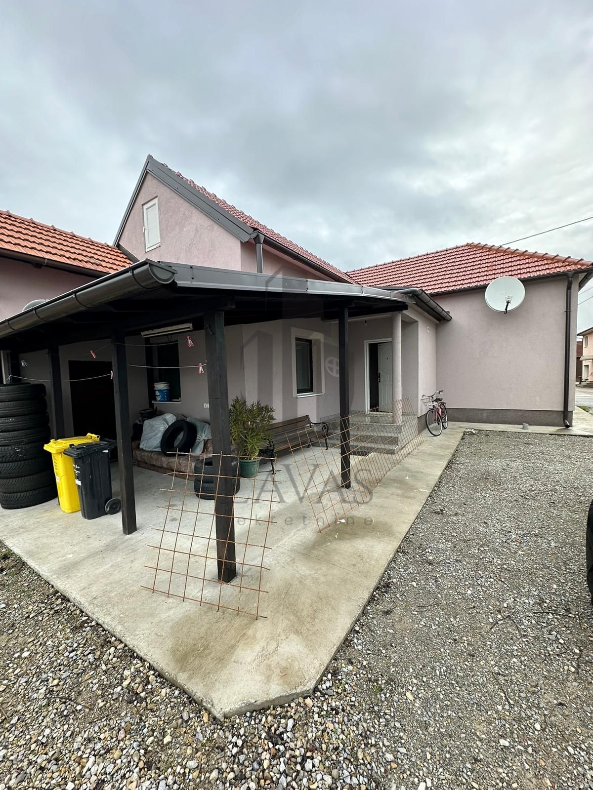 Kuća Za Radnike ( 100m2 ) (2)