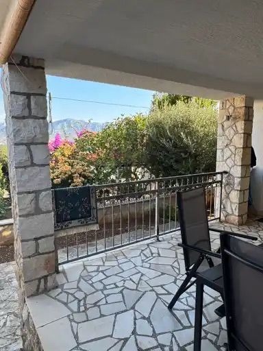 Kuća, Postira - 434 m2 (tri apartmana) (5)